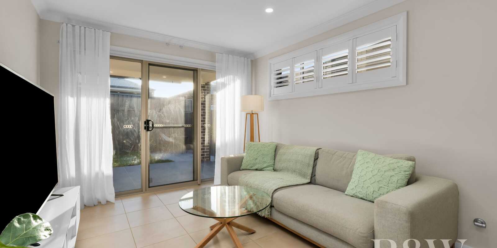 33 Minnamurra Drive Gregory Hills