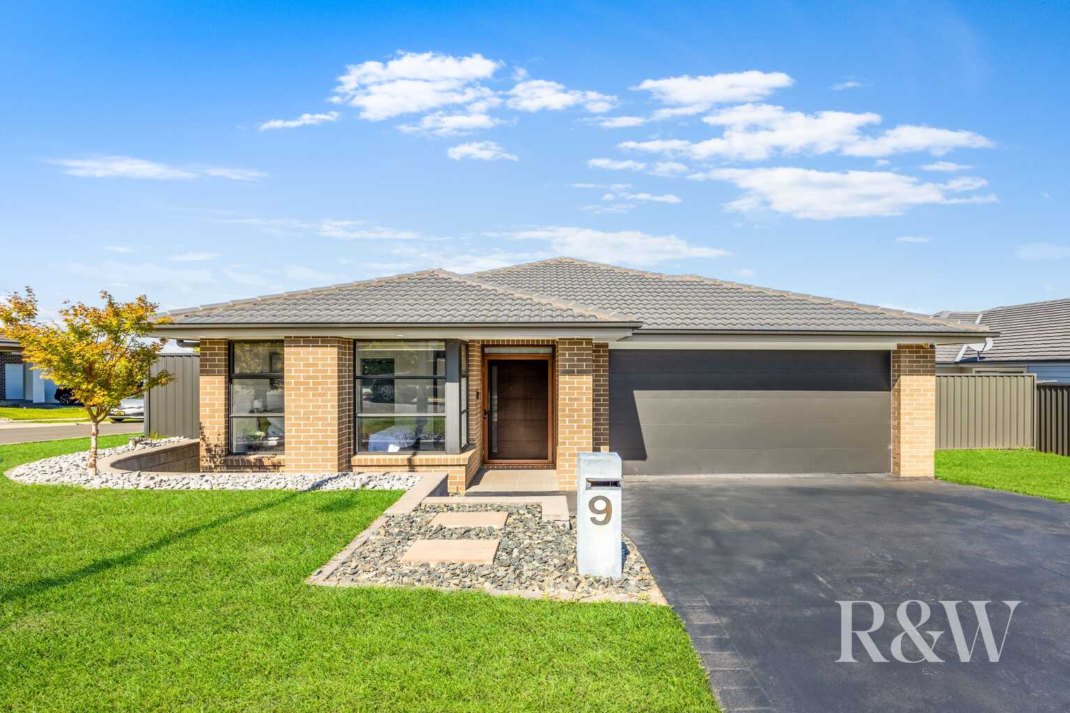 9 FLOYD STREET Spring Farm