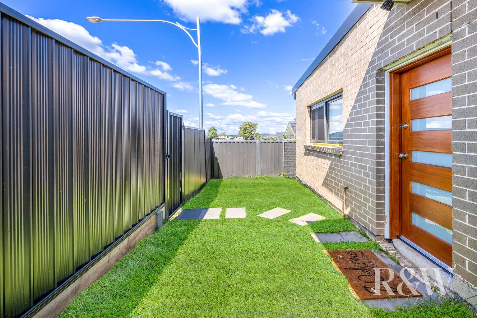 9 FLOYD STREET Spring Farm