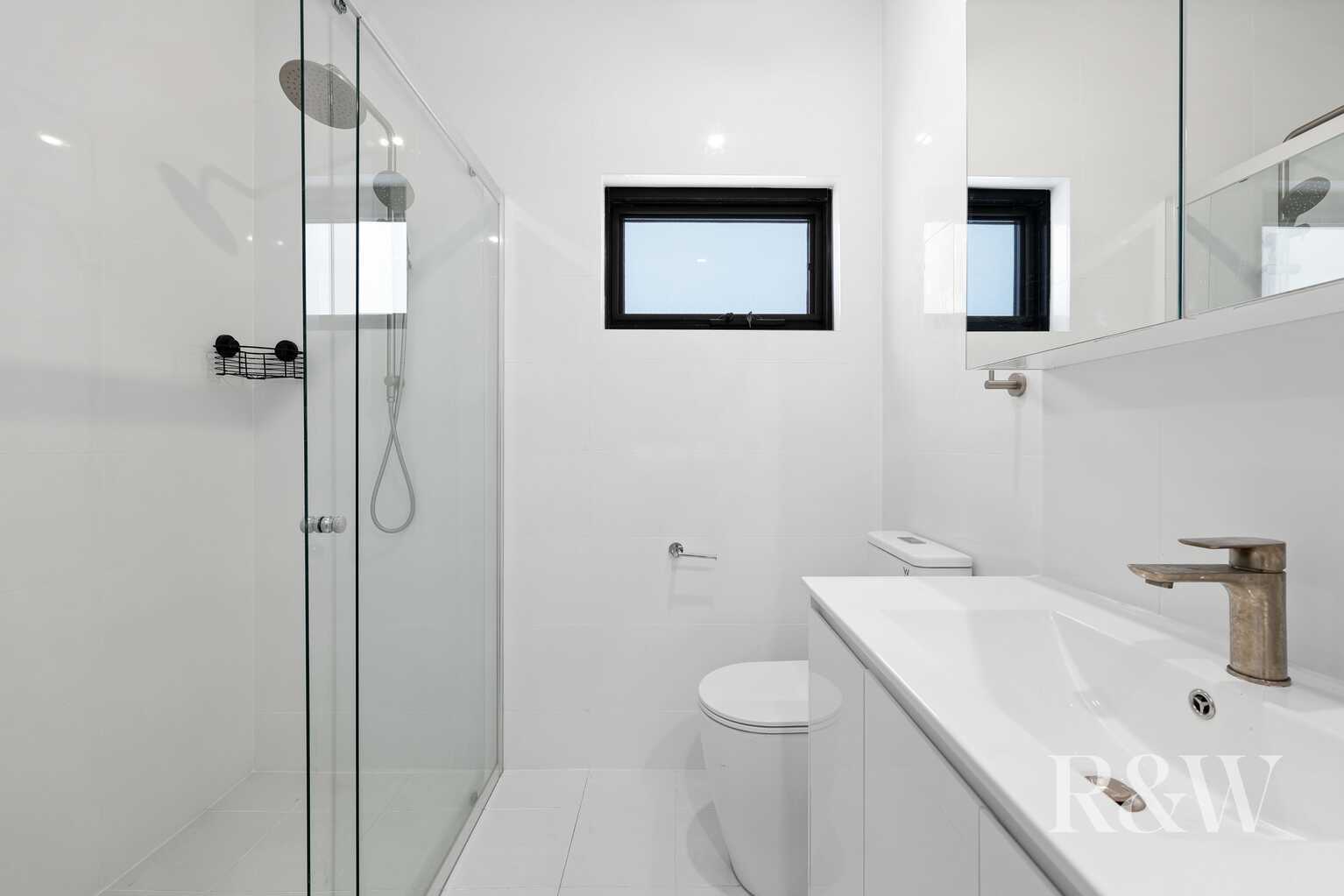 9 FLOYD STREET Spring Farm