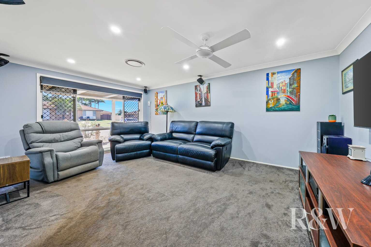 5 COLEVILE PLACE Rosemeadow