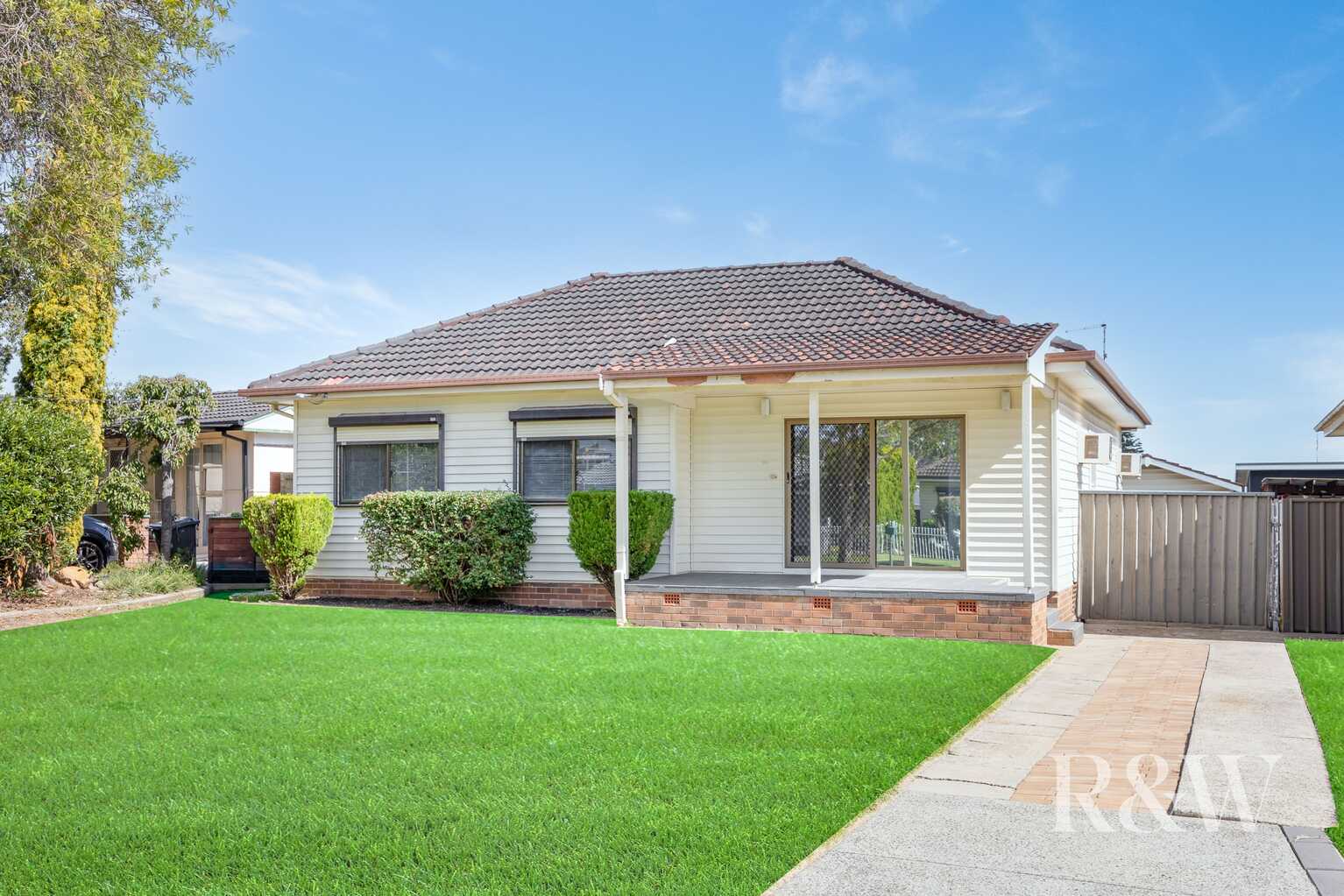 30 DARWIN ROAD Campbelltown
