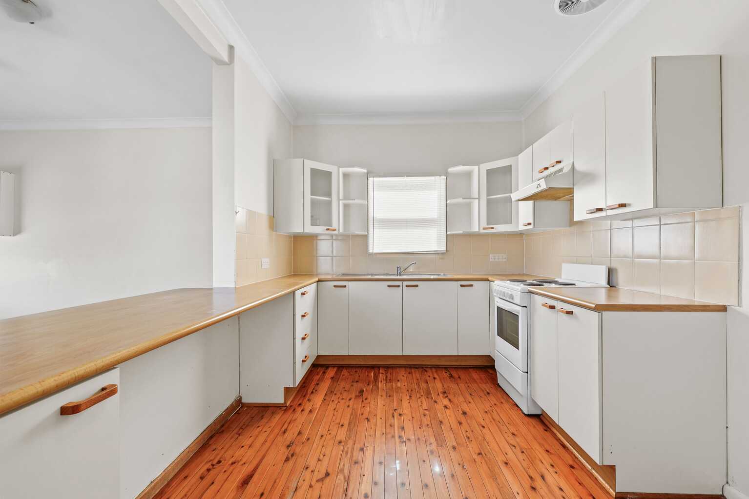 30 DARWIN ROAD Campbelltown