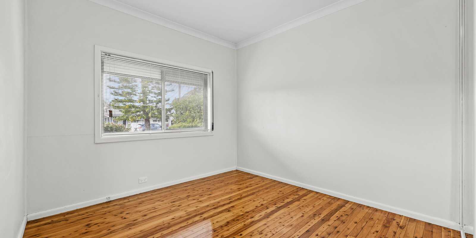 30 DARWIN ROAD Campbelltown