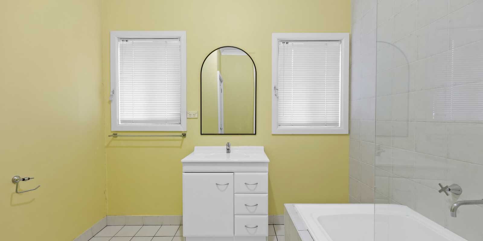 30 DARWIN ROAD Campbelltown