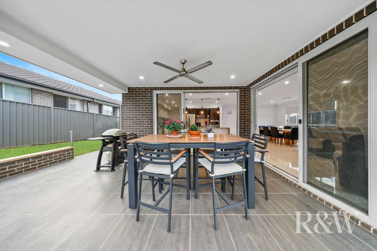 8 ROVER STREET Leppington