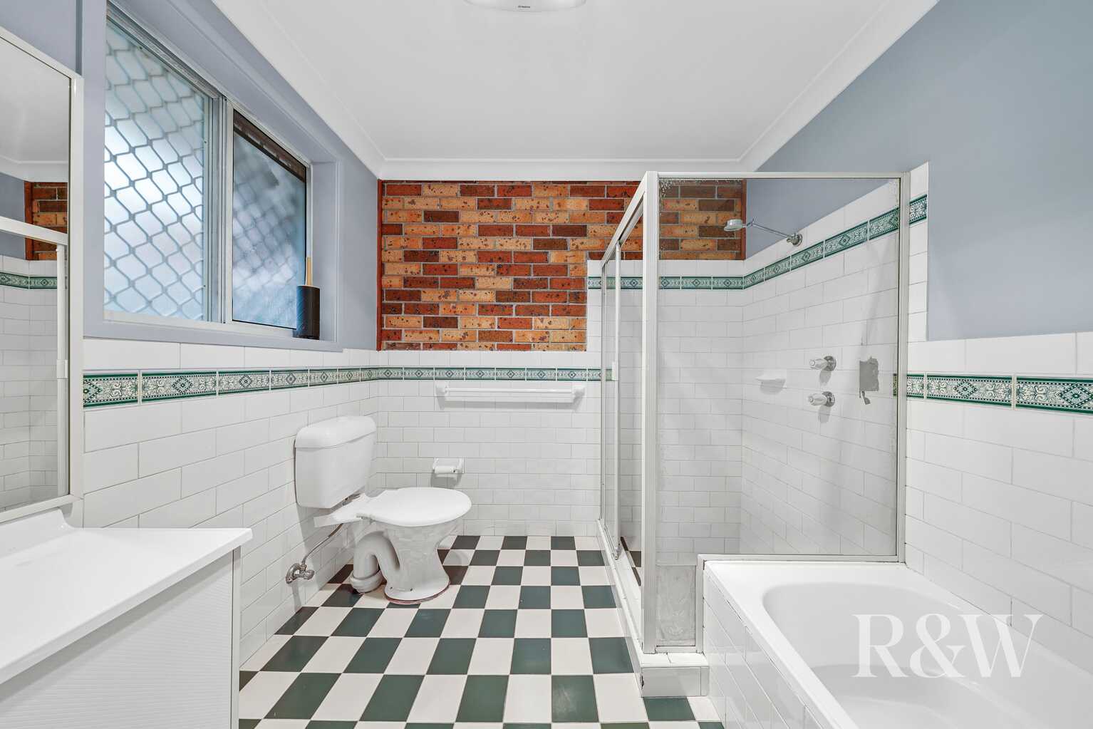 13/37 RUDD ROAD Leumeah