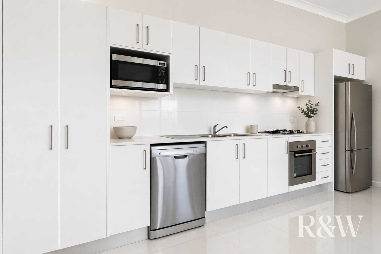 14/125 MEMORIAL AVENUE Liverpool