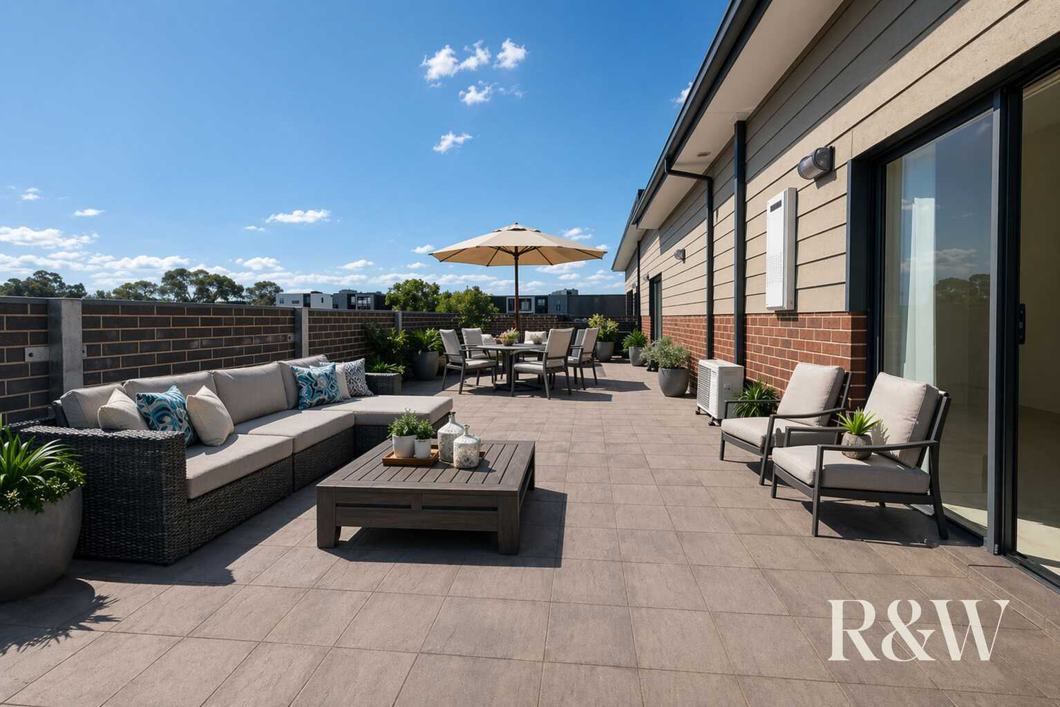 14/125 MEMORIAL AVENUE Liverpool