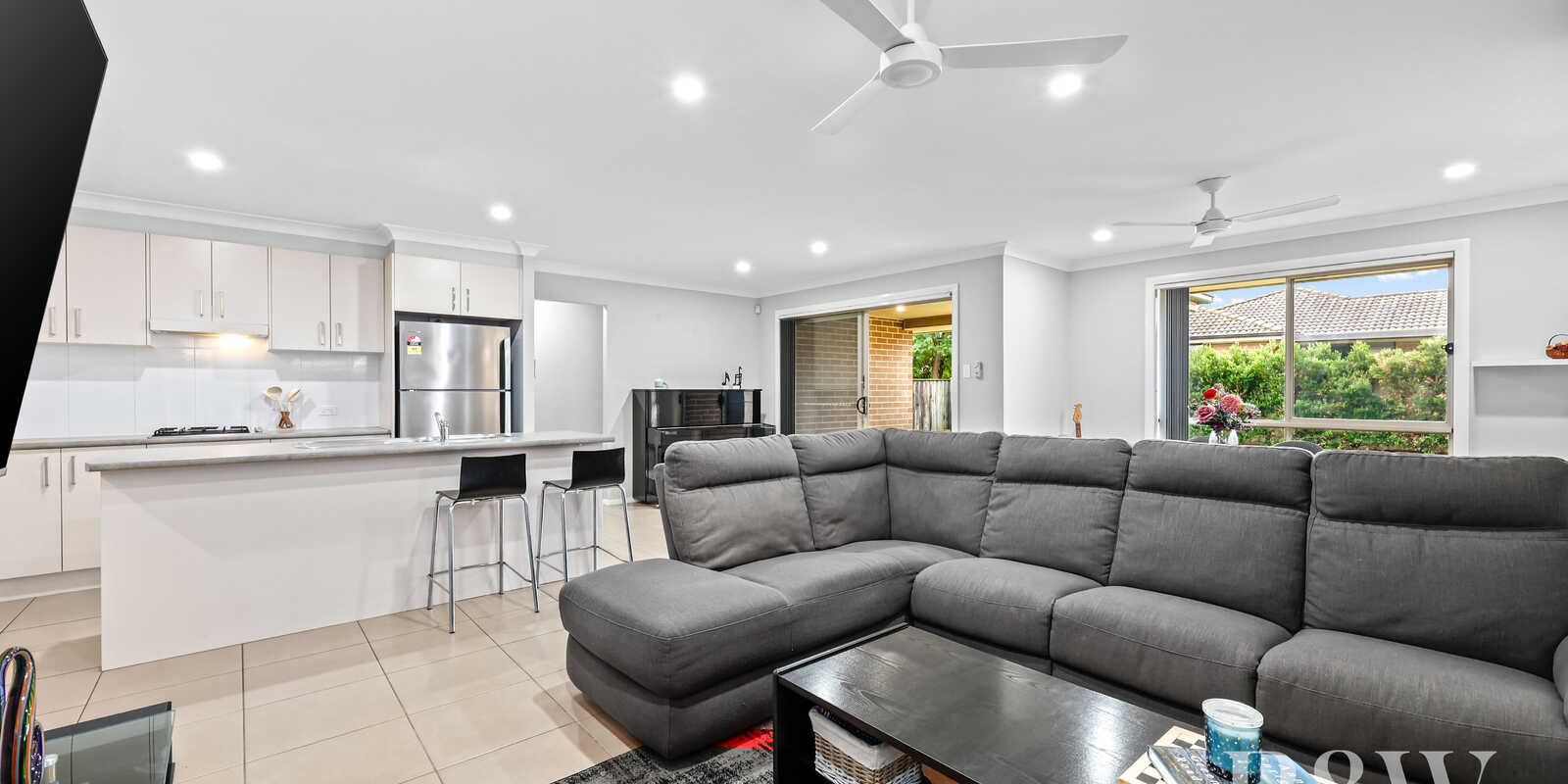19 BLAIN ROAD Spring Farm