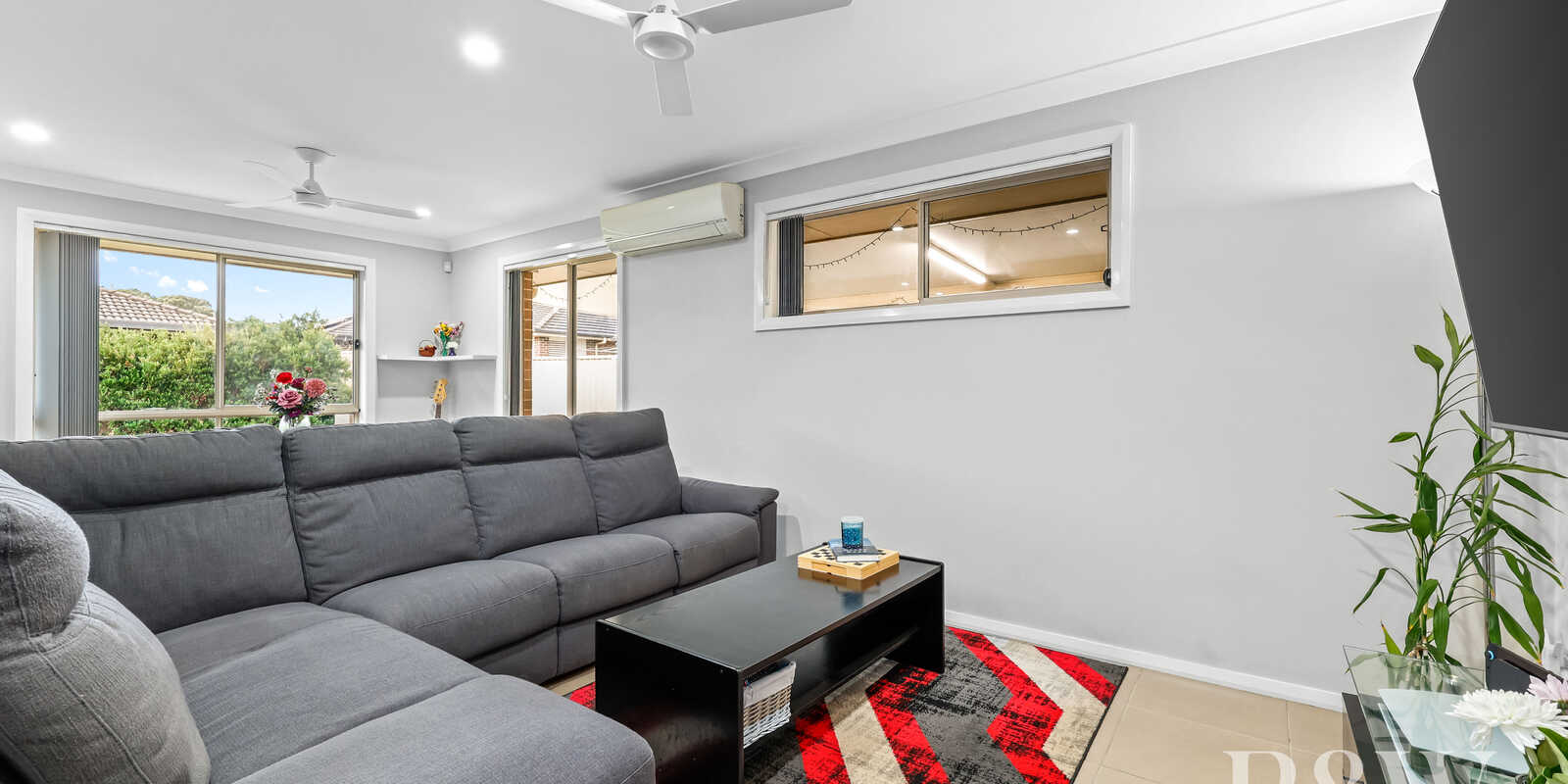 19 BLAIN ROAD Spring Farm