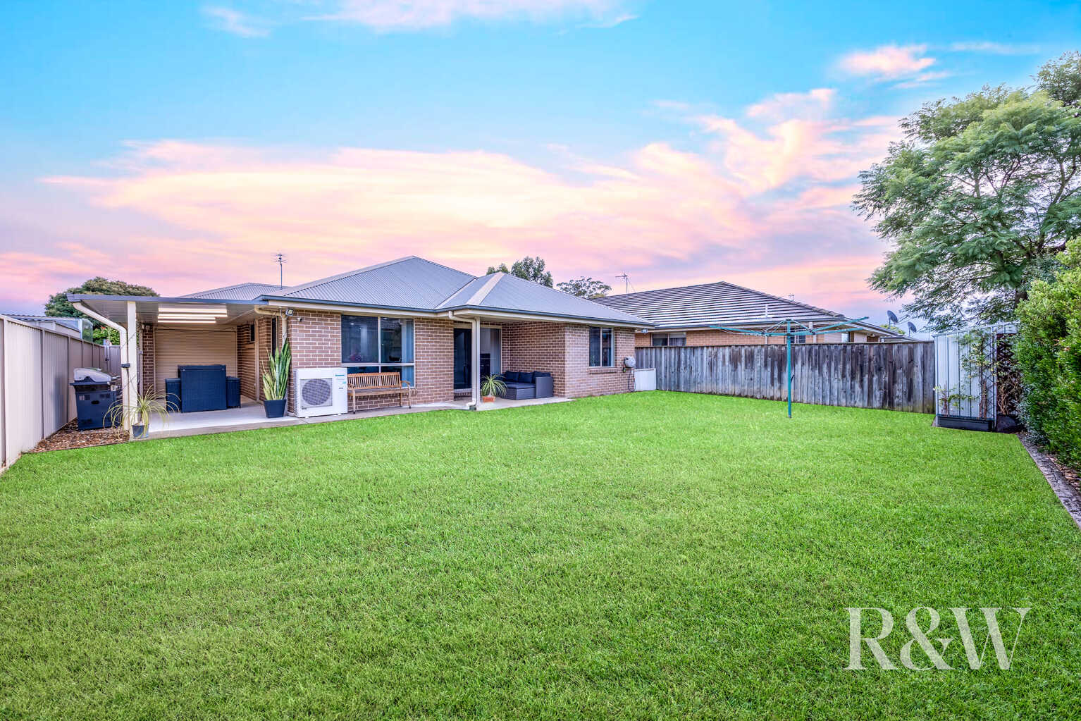 19 BLAIN ROAD Spring Farm