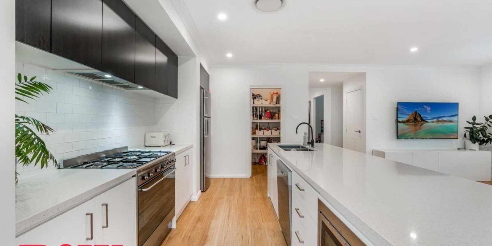 6 Storksbill Avenue Denham Court