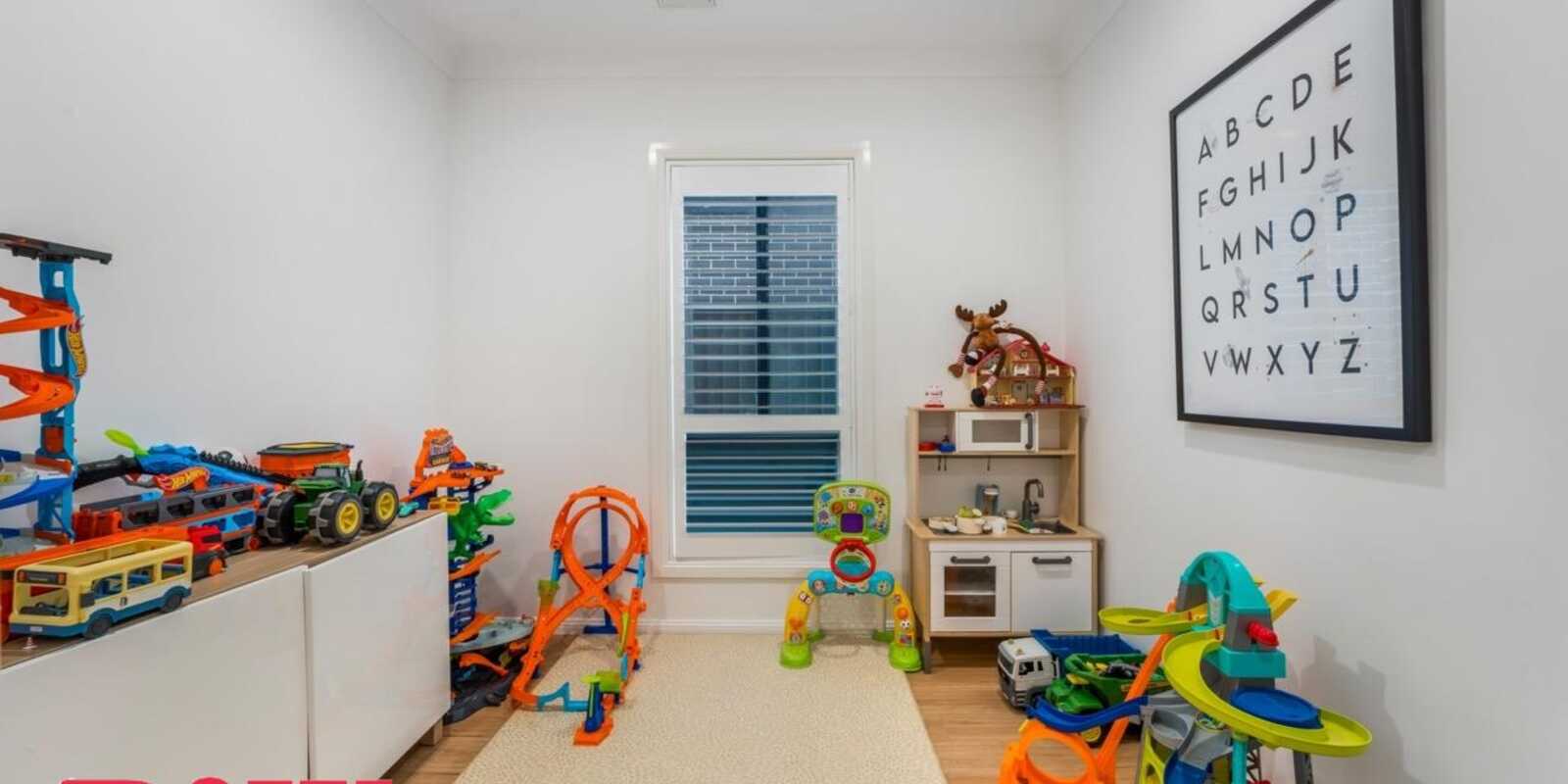6 Storksbill Avenue Denham Court