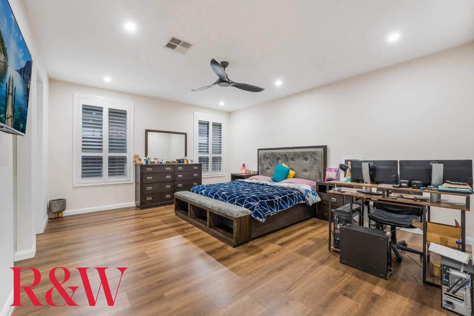 13 Ledwell Way Oran Park