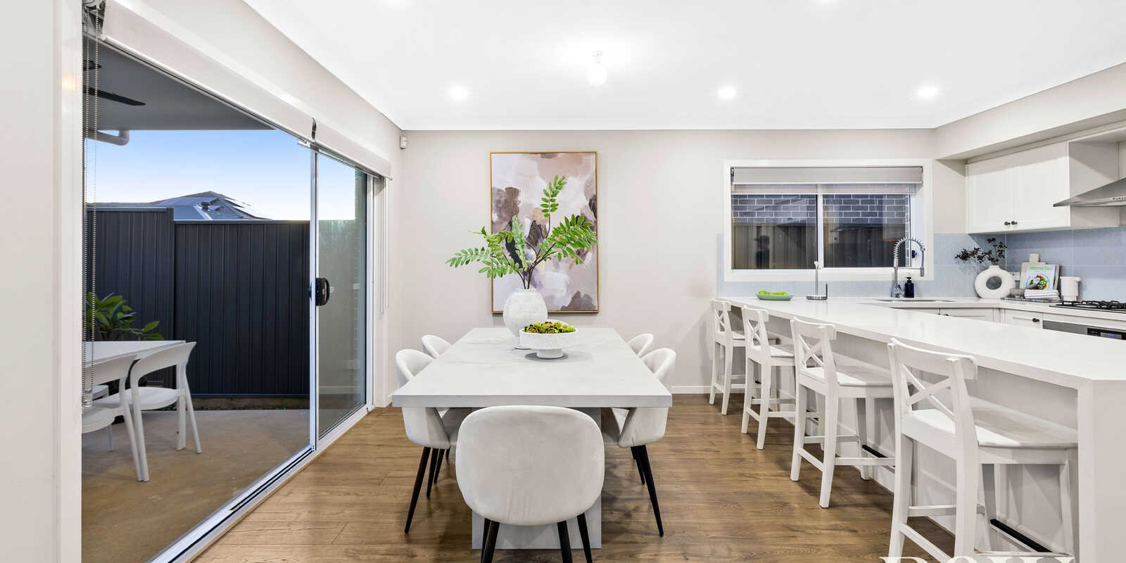 34 CALOTIS CRESCENT Denham Court