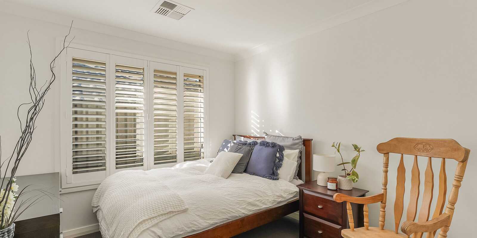 19 KINGFISHER ROAD Appin