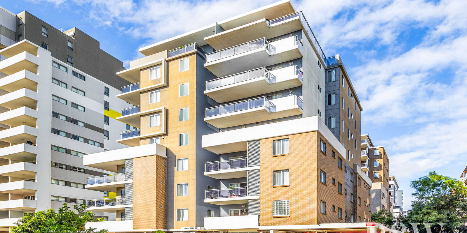 24/2 GEORGE STREET Warwick Farm