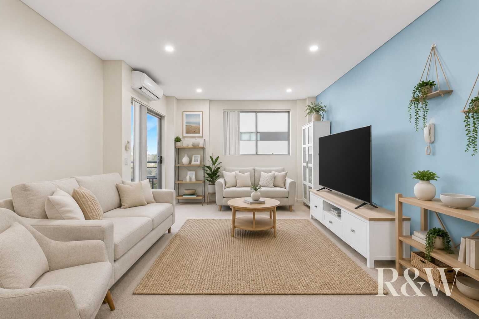 24/2 GEORGE STREET Warwick Farm