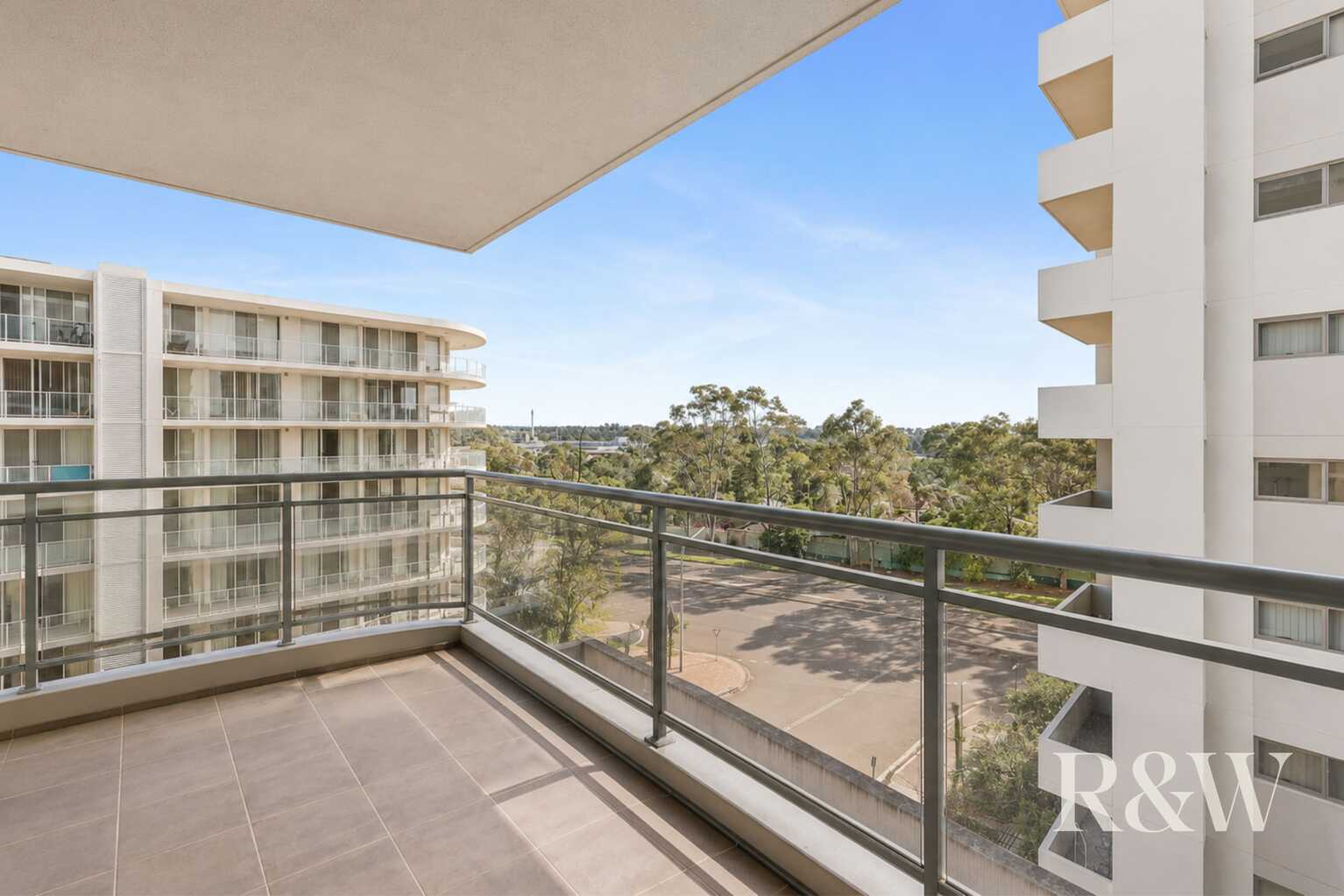24/2 GEORGE STREET Warwick Farm
