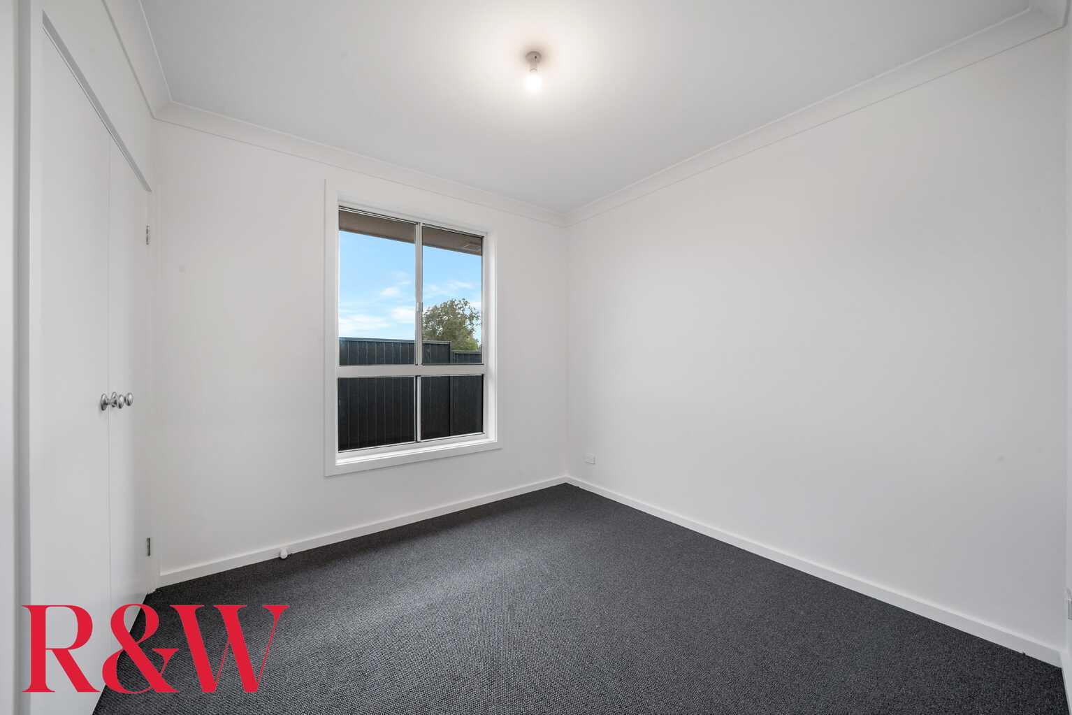46A Bryant Avenue Claymore 46A Bryant Avenue Claymore