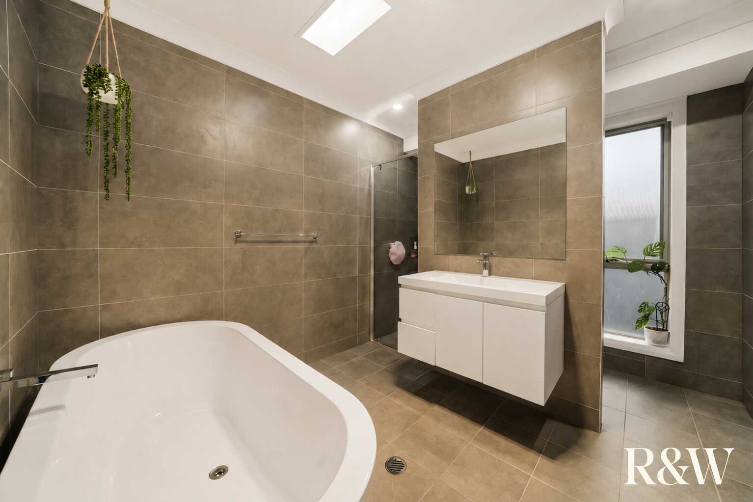 83 HERITAGE DRIVE Appin 83 HERITAGE DRIVE Appin