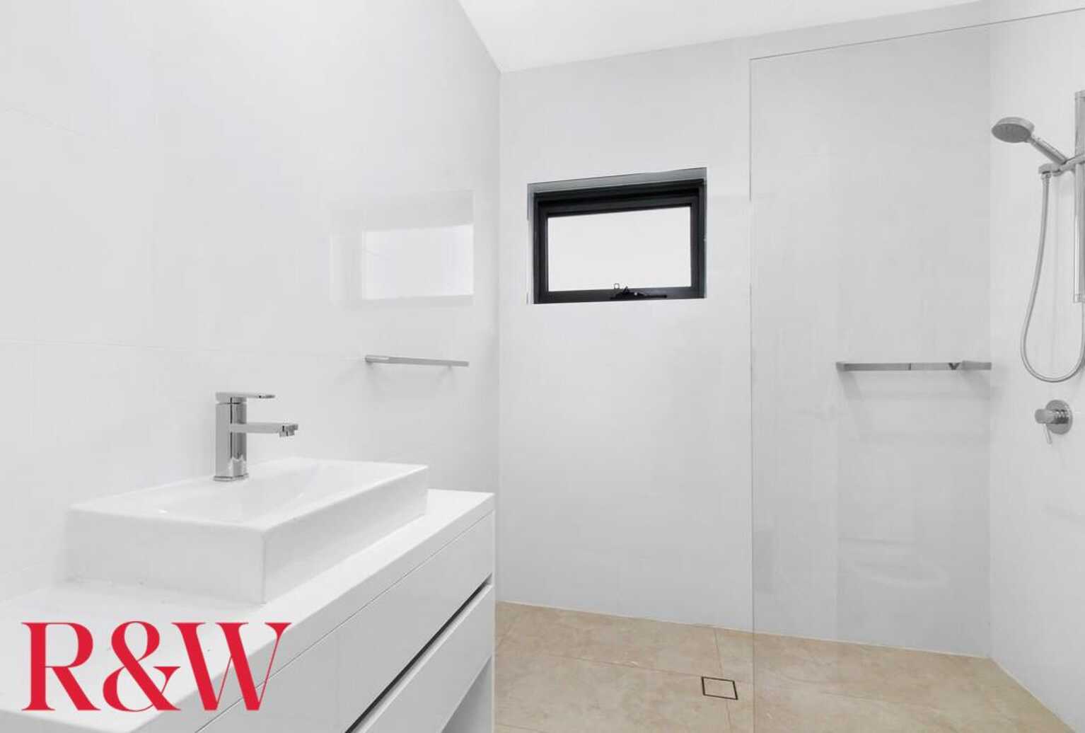 6A Lunar Place Campbelltown