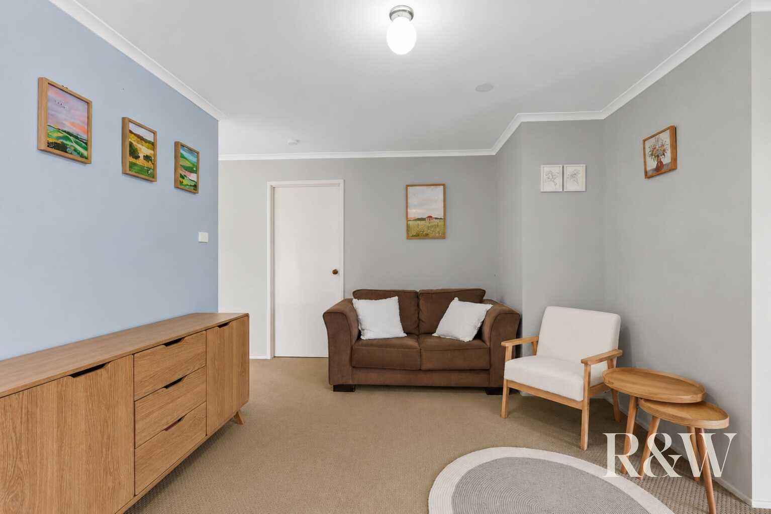 7 CARANDINI STREET St Helens Park