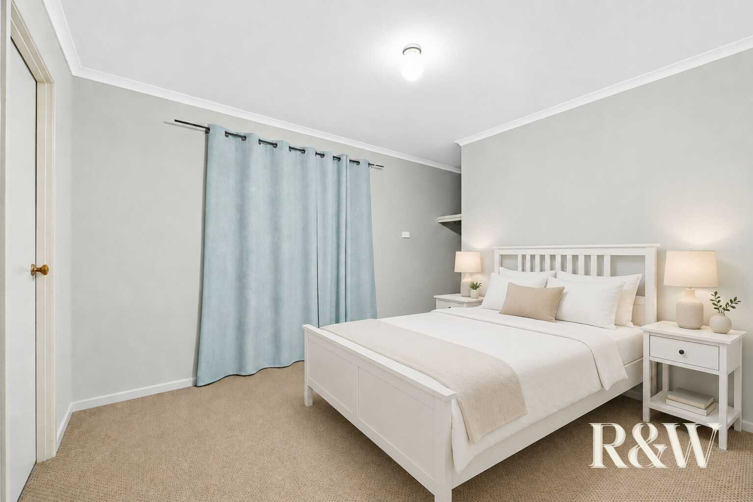 7 CARANDINI STREET St Helens Park