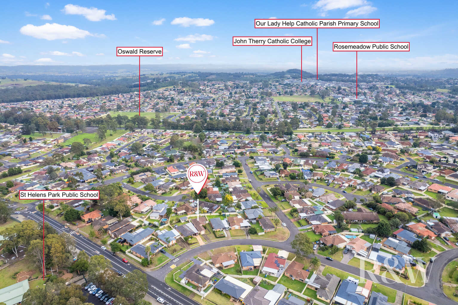 7 CARANDINI STREET St Helens Park