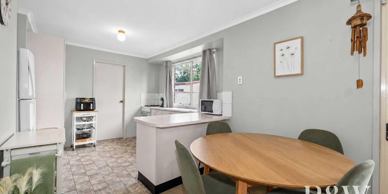 7 CARANDINI STREET St Helens Park