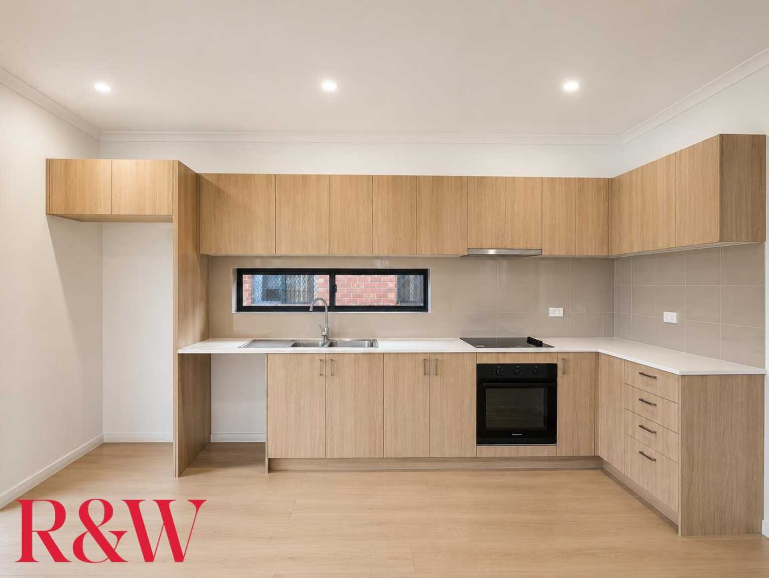 35A John Kidd Drive Blair Athol 35A John Kidd Drive Blair Athol