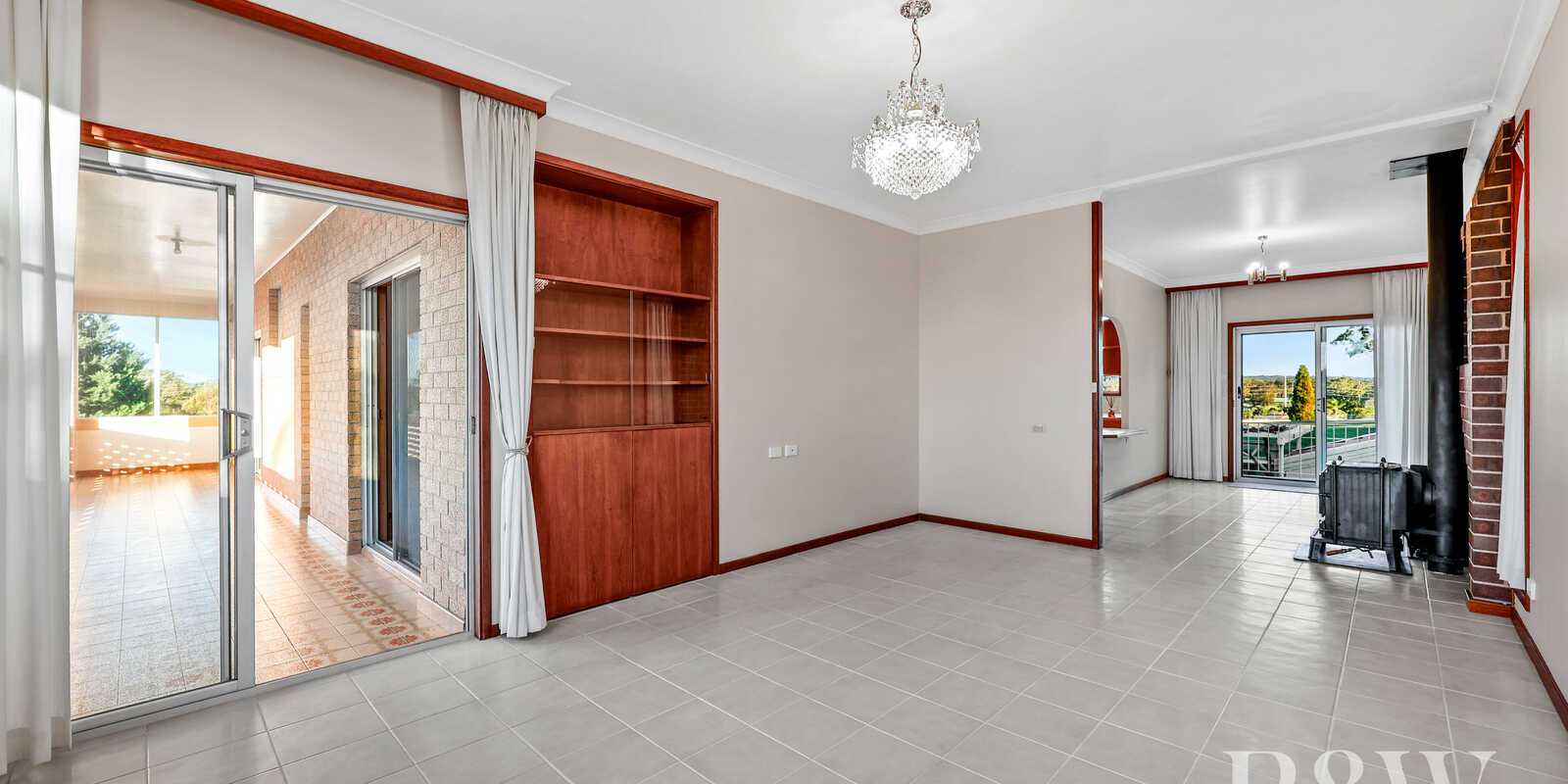 35 AKUNA AVENUE Bradbury