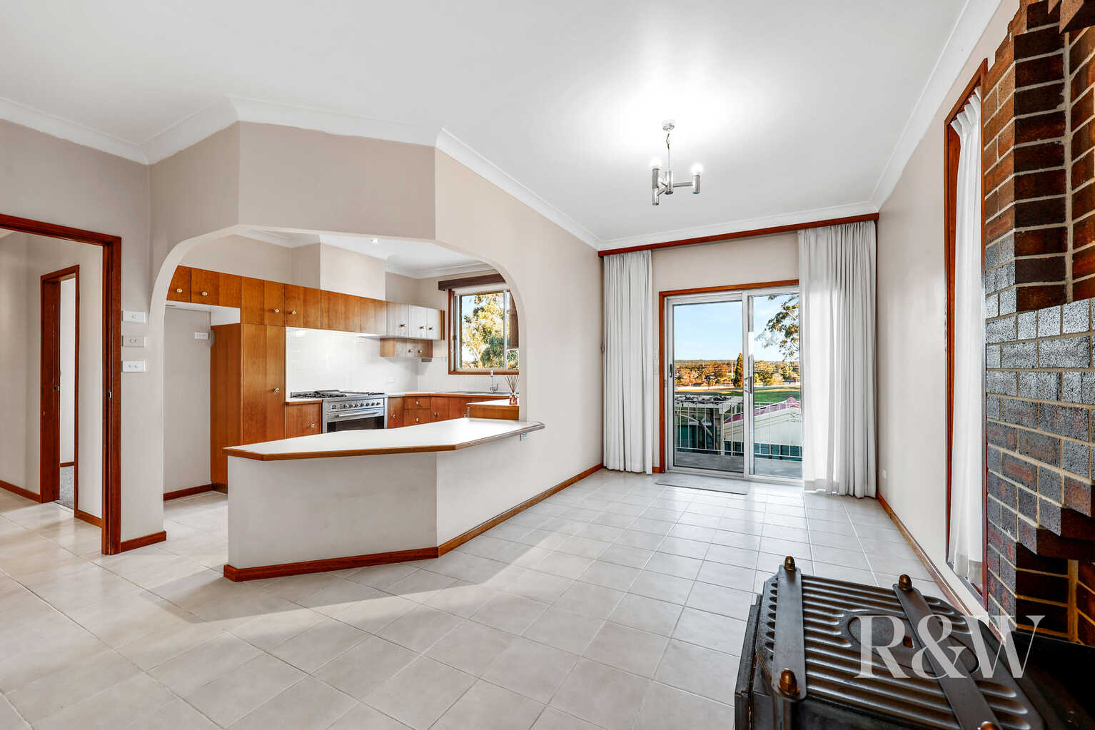 35 AKUNA AVENUE Bradbury