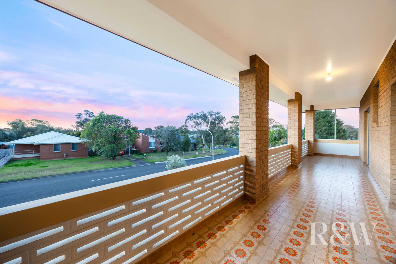 35 AKUNA AVENUE Bradbury