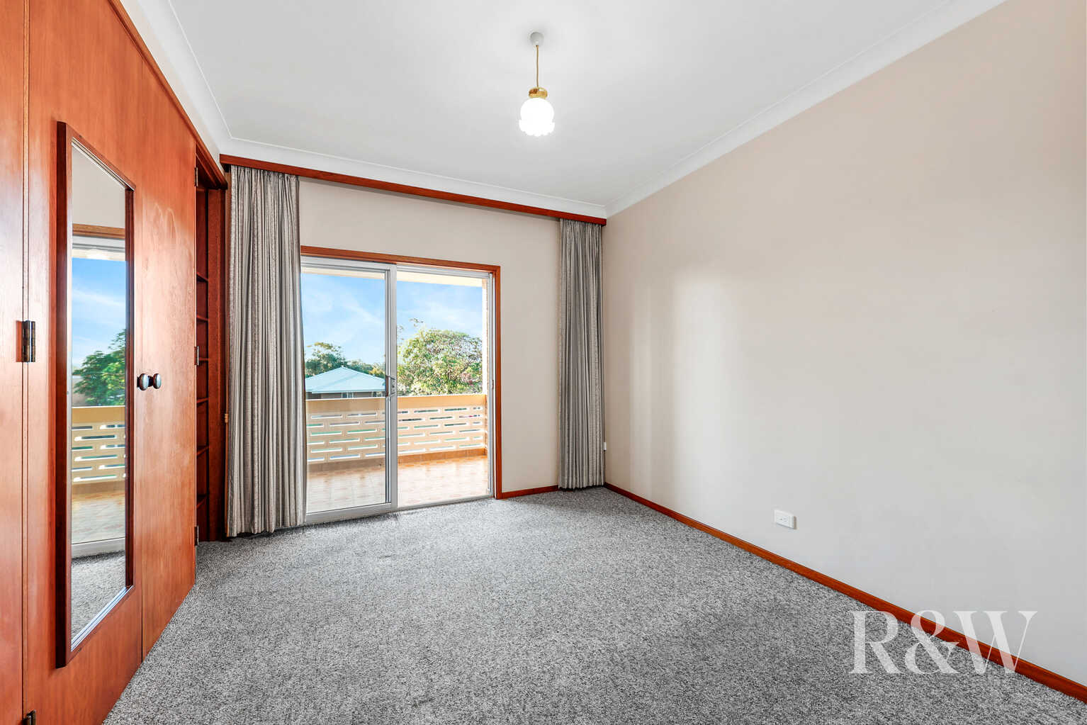 35 AKUNA AVENUE Bradbury