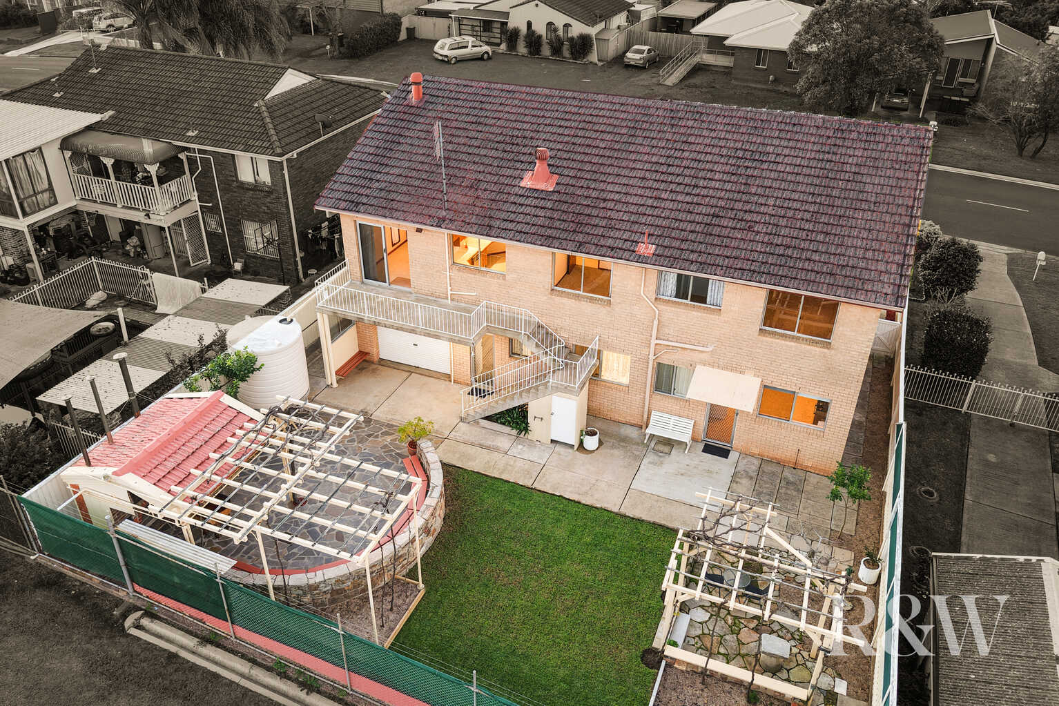 35 AKUNA AVENUE Bradbury