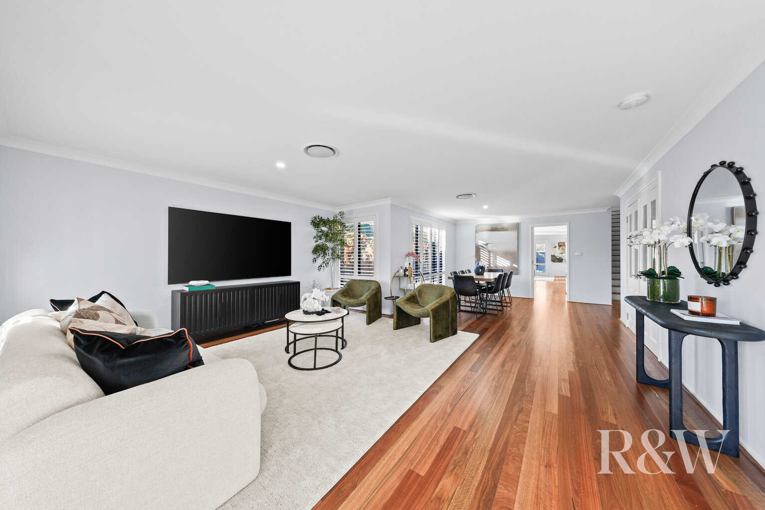 7 GEORGE CALEY PLACE Mount Annan 7 GEORGE CALEY PLACE Mount Annan
