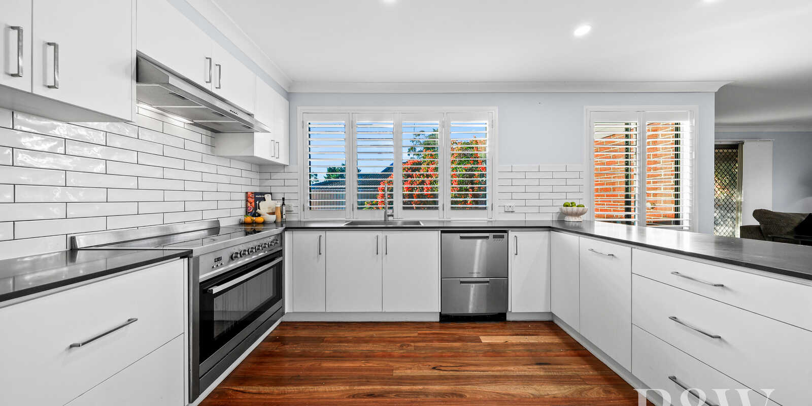 7 GEORGE CALEY PLACE Mount Annan 7 GEORGE CALEY PLACE Mount Annan