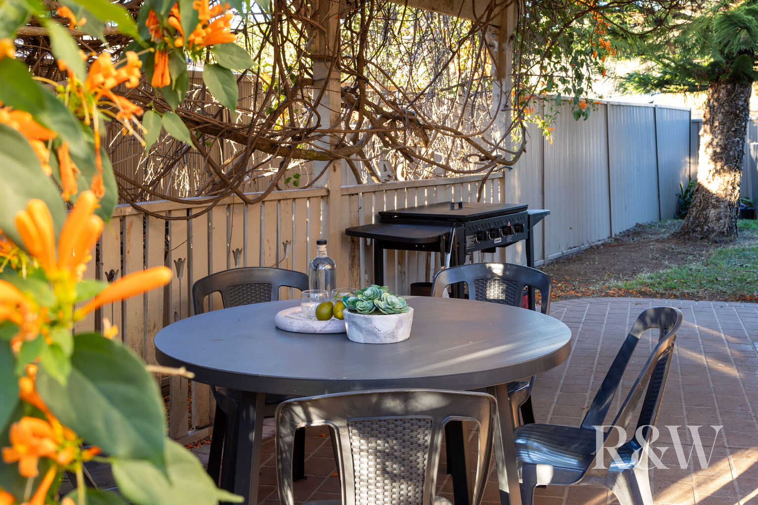 7 GEORGE CALEY PLACE Mount Annan 7 GEORGE CALEY PLACE Mount Annan
