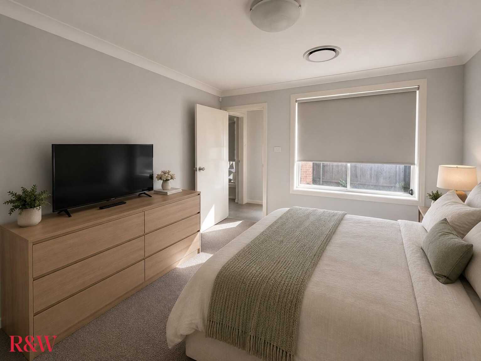 8B Williamson Street Oran Park