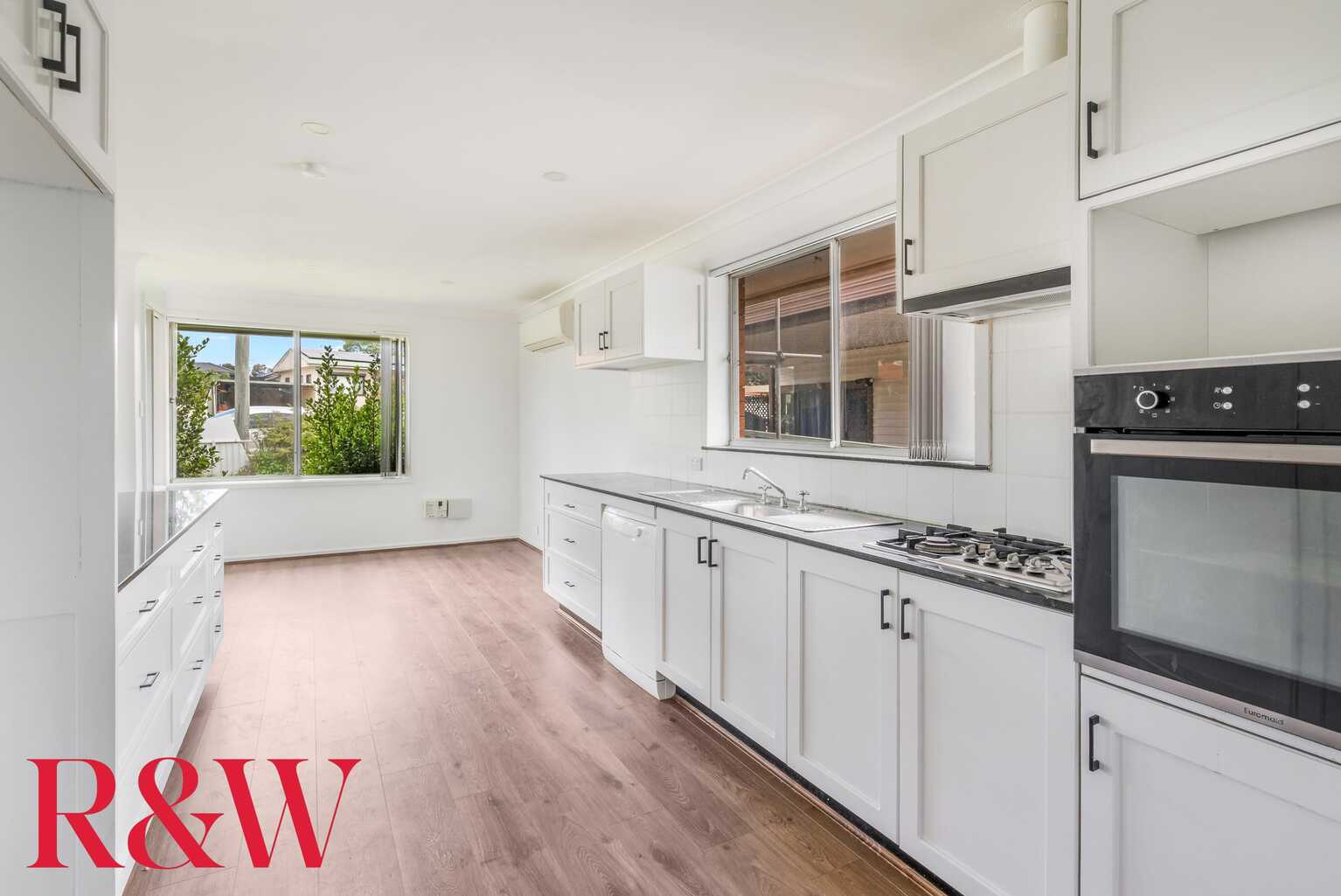 57 Waminda Avenue Campbelltown