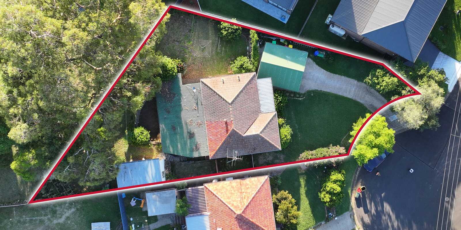 3 LACHLAN PLACE Campbelltown