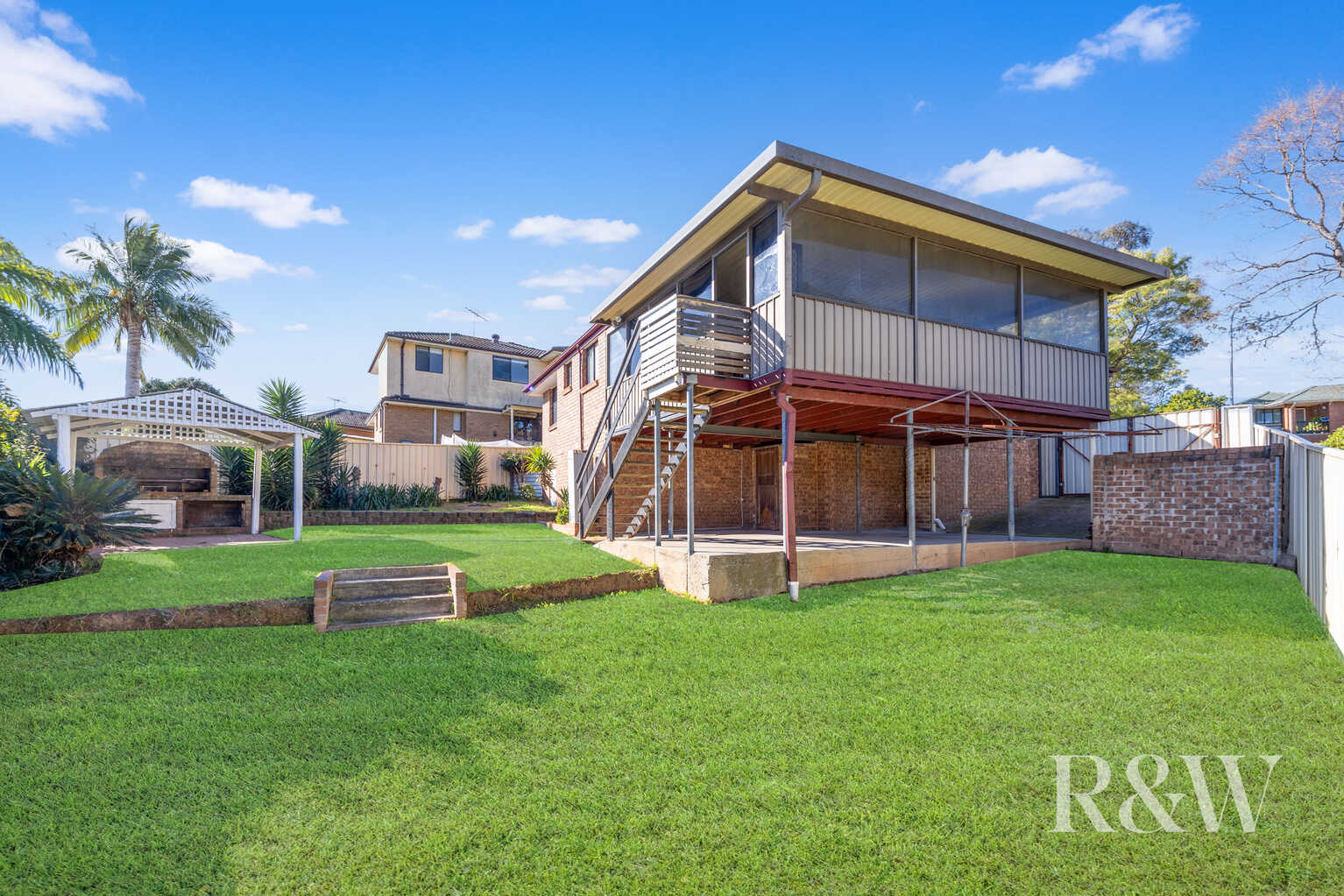 8 DUNKELD PLACE St Andrews