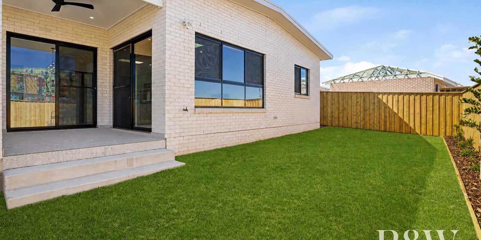 37 HARNESS DRIVE Menangle Park