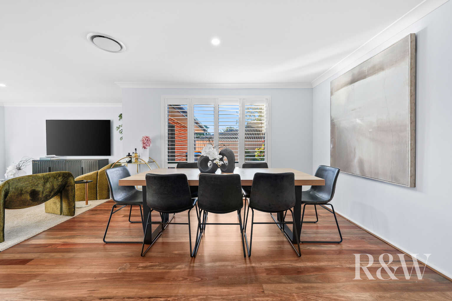 7 GEORGE CALEY PLACE Mount Annan