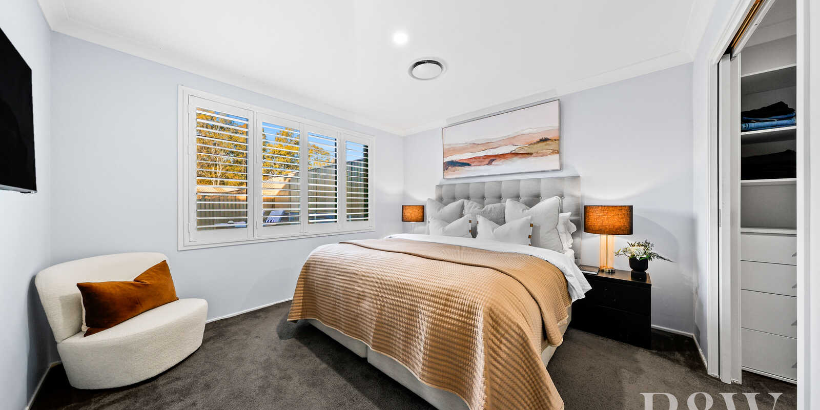 7 GEORGE CALEY PLACE Mount Annan