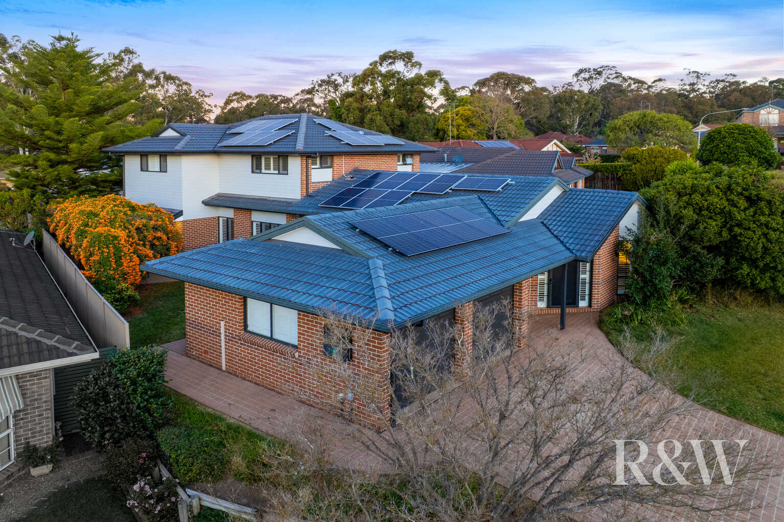 7 GEORGE CALEY PLACE Mount Annan