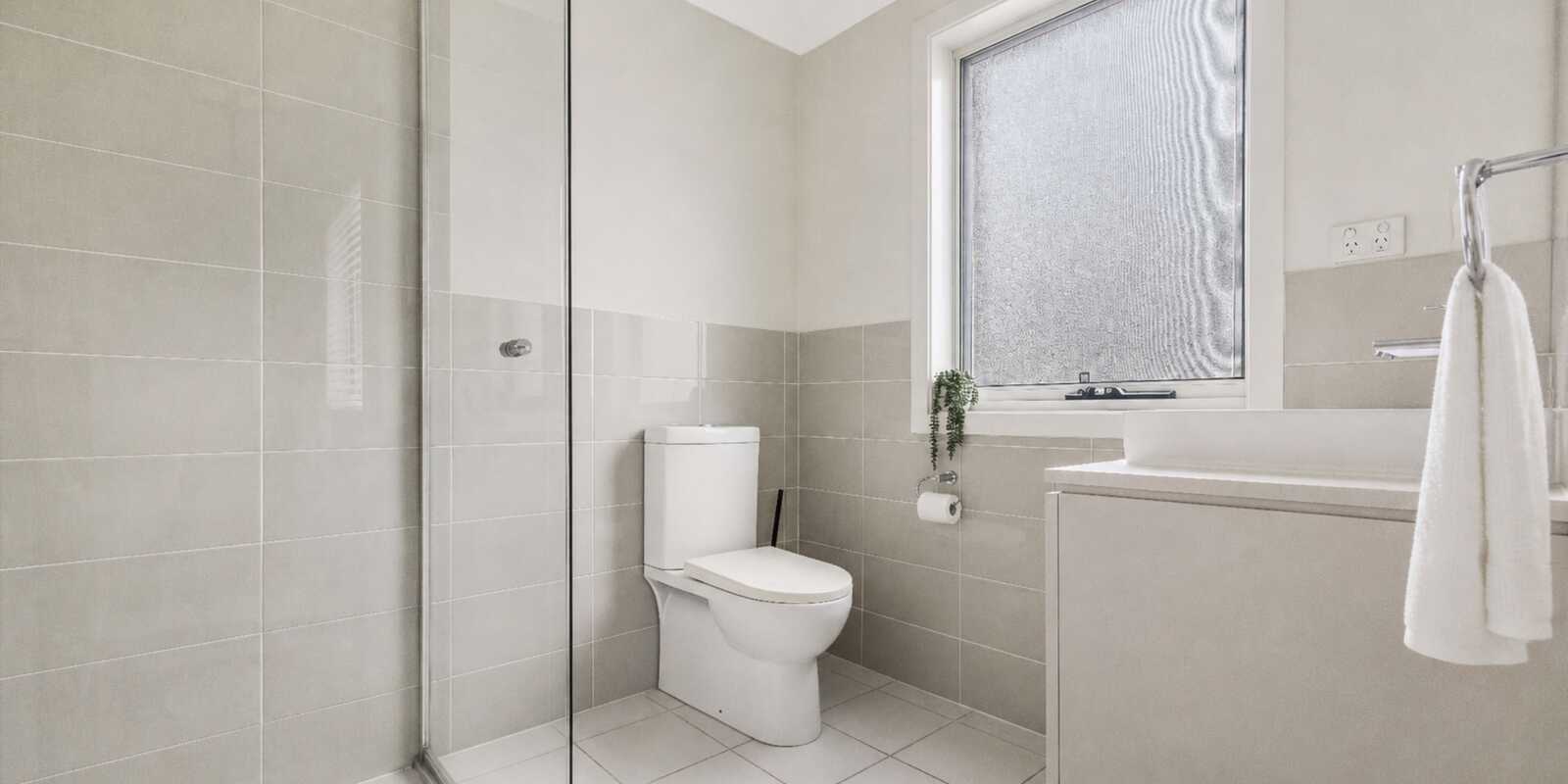 3 HIGHLAND CLOSE Macquarie Links