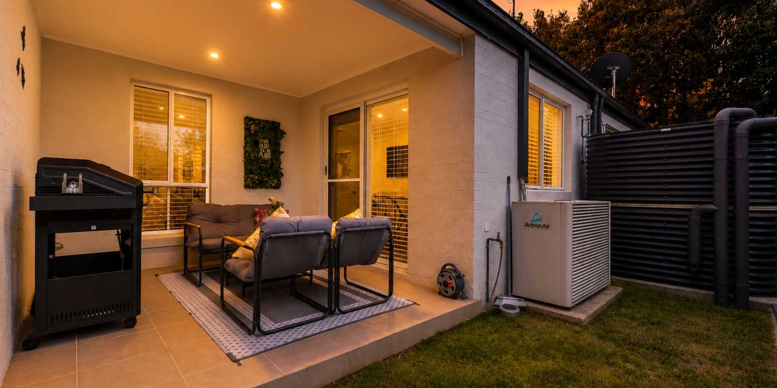 3 HIGHLAND CLOSE Macquarie Links